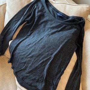 Woman’s Thermal with lace sleeve